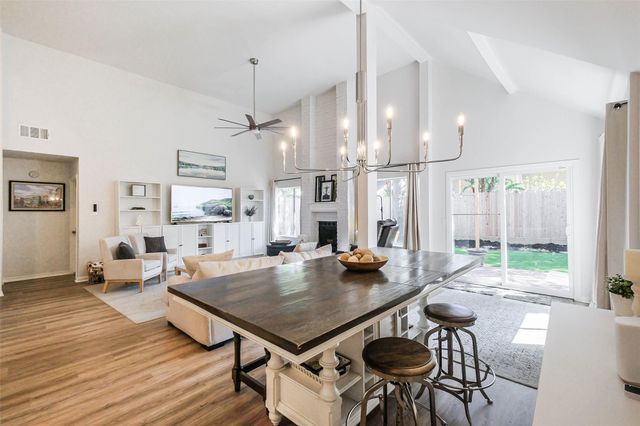 1565 Beaconshire Road, Houston, TX 77077