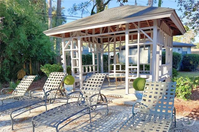 5 Reynolds Circle, Savannah, GA 31406