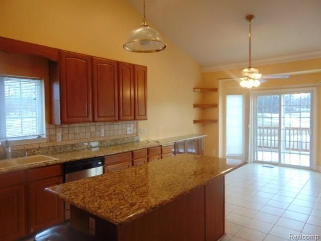 37165 Berkleigh Court, Farmington Hills, MI 48331