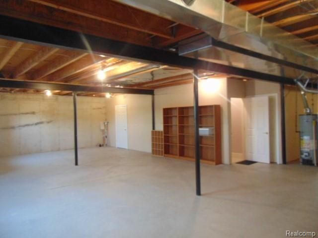 37165 Berkleigh Court, Farmington Hills, MI 48331