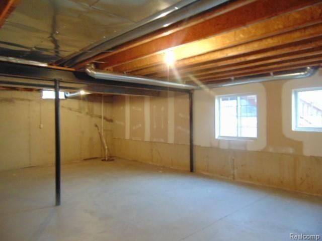 37165 Berkleigh Court, Farmington Hills, MI 48331