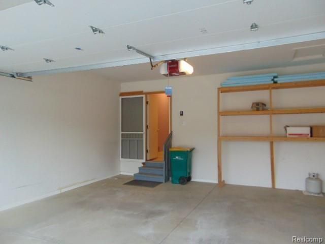 37165 Berkleigh Court, Farmington Hills, MI 48331