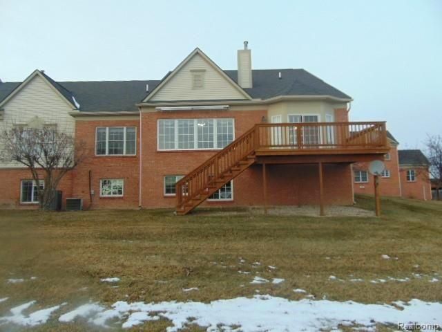 37165 Berkleigh Court, Farmington Hills, MI 48331