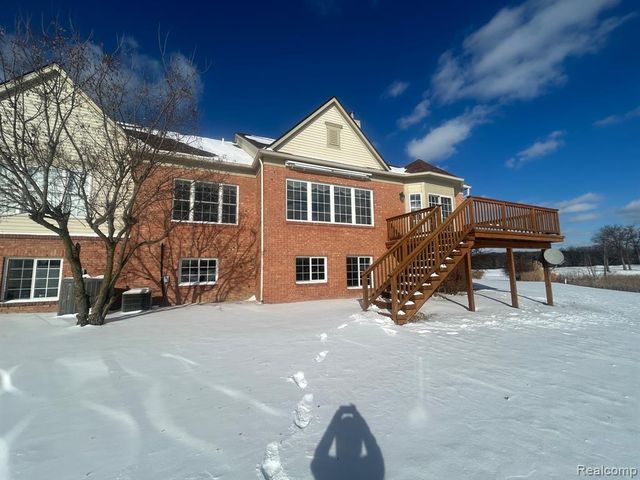 37165 Berkleigh Court, Farmington Hills, MI 48331