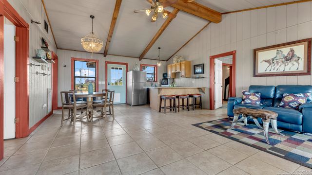 127 offer, Llano, TX 78643