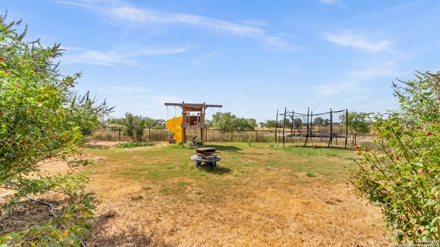 127 offer, Llano, TX 78643