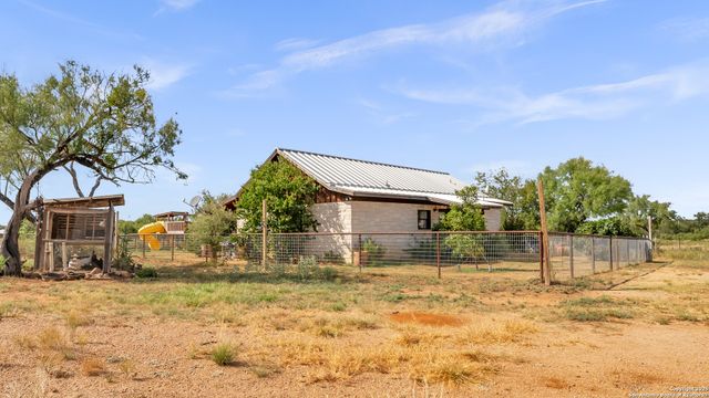 127 offer, Llano, TX 78643