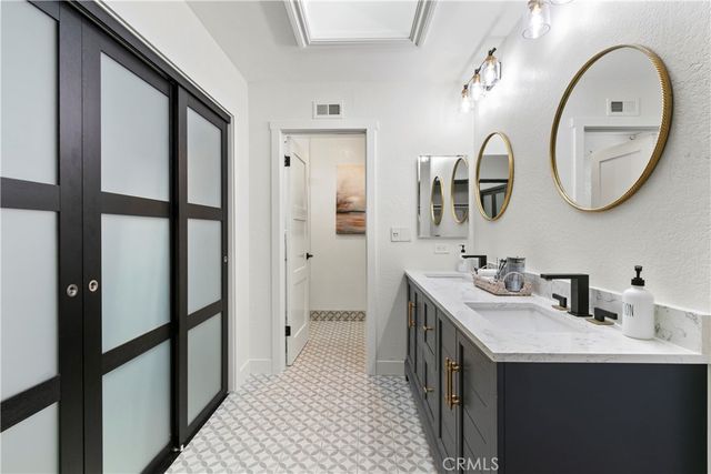 8542 Bayonne, Huntington Beach, CA 92646