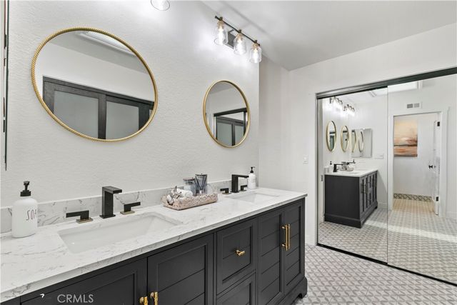 8542 Bayonne, Huntington Beach, CA 92646