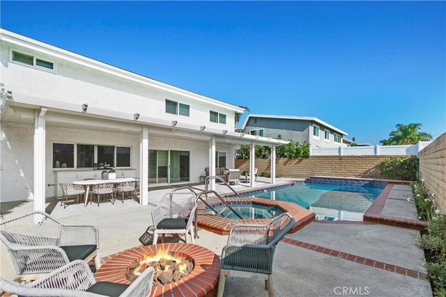 8542 Bayonne, Huntington Beach, CA 92646