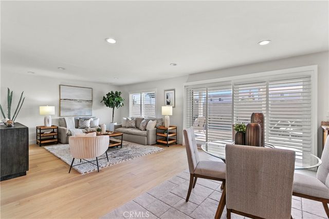 8542 Bayonne, Huntington Beach, CA 92646