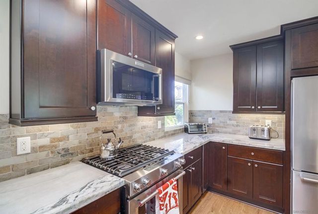 3727 Ticonderoga St, San Diego, CA 92117