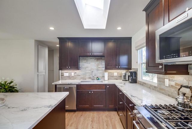 3727 Ticonderoga St, San Diego, CA 92117