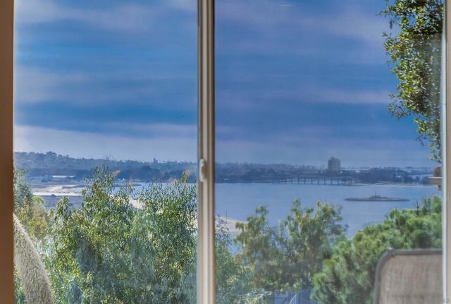 3727 Ticonderoga St, San Diego, CA 92117