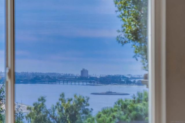 3727 Ticonderoga St, San Diego, CA 92117