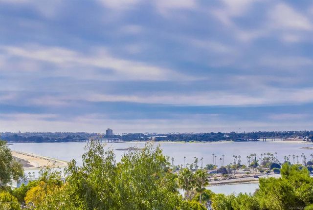 3727 Ticonderoga St, San Diego, CA 92117