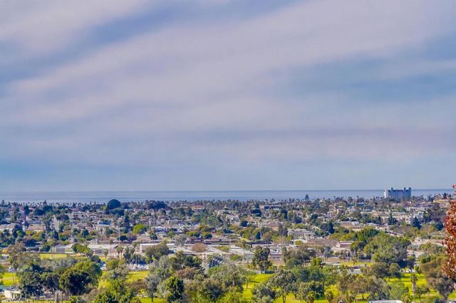 3727 Ticonderoga St, San Diego, CA 92117