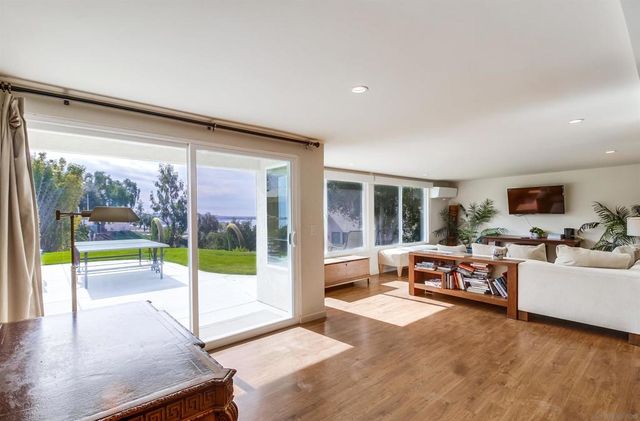 3727 Ticonderoga St, San Diego, CA 92117