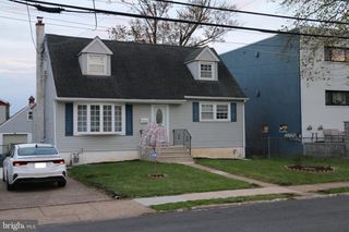 922 LAWNTON TER, Glenolden, PA 19036