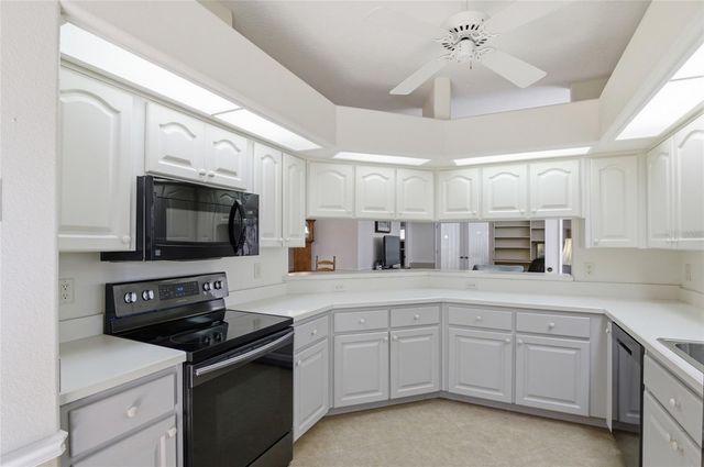 21850 TARTAN STREET, Leesburg, FL 34748