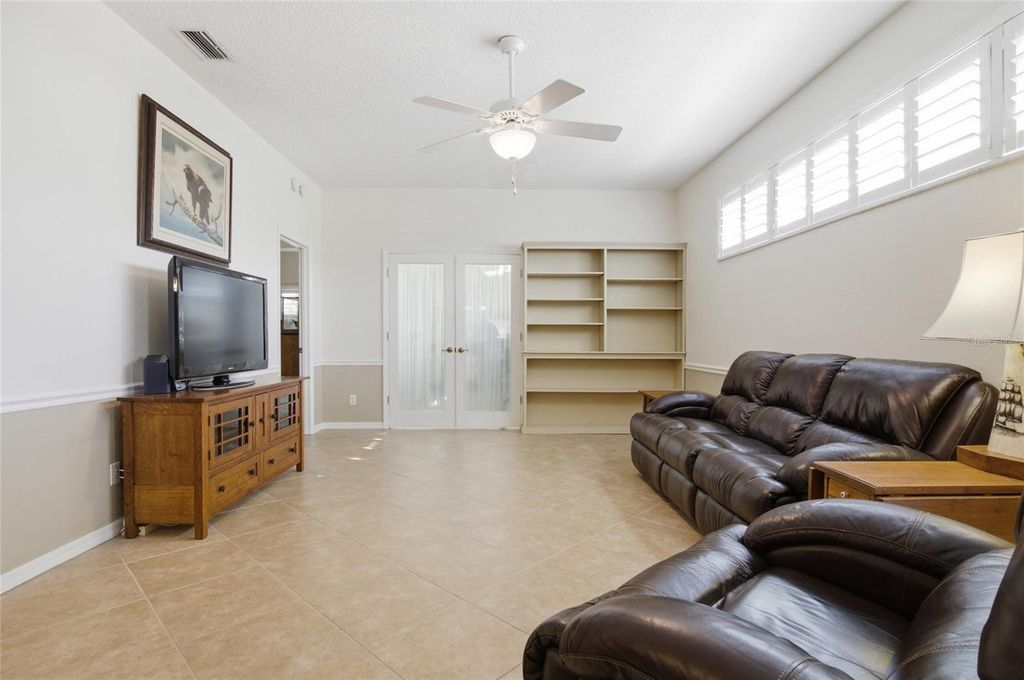 Image 15 of property listing at 21850 TARTAN STREET, Leesburg, FL 34748