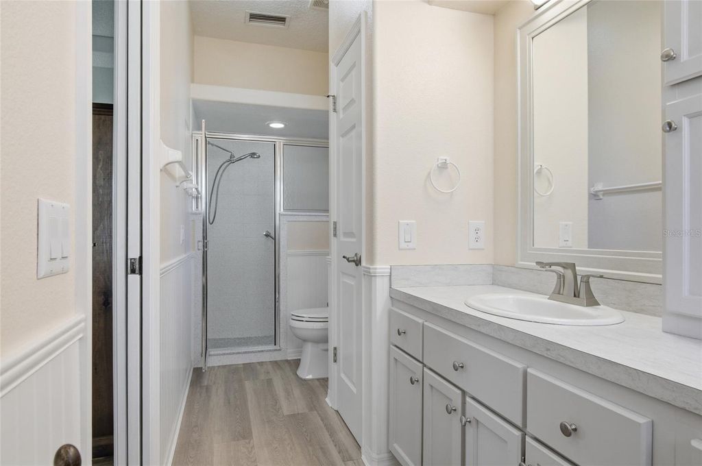 Image 26 of property listing at 21850 TARTAN STREET, Leesburg, FL 34748