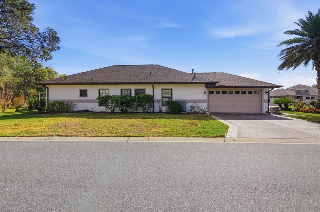 Image 38 of property listing at 21850 TARTAN STREET, Leesburg, FL 34748