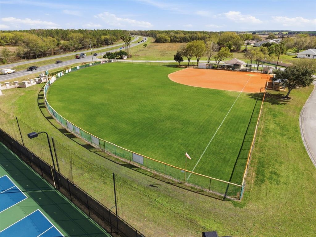 Image 51 of property listing at 21850 TARTAN STREET, Leesburg, FL 34748