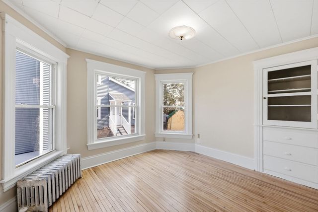 32 Allen Ave, Westfield, MA 01085