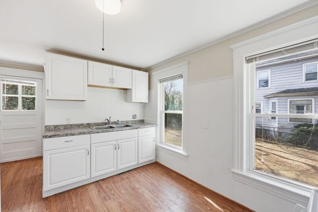 32 Allen Ave, Westfield, MA 01085