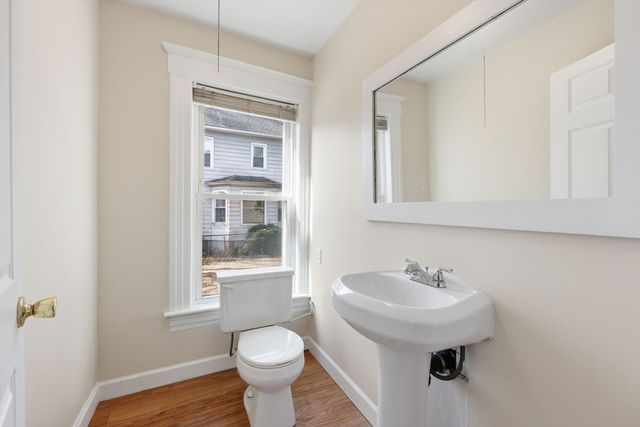 32 Allen Ave, Westfield, MA 01085