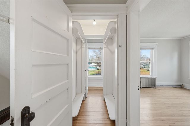 32 Allen Ave, Westfield, MA 01085