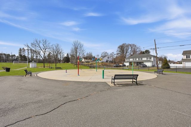 32 Allen Ave, Westfield, MA 01085