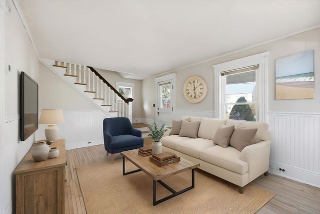 32 Allen Ave, Westfield, MA 01085