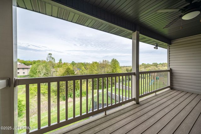 2042 TRENTON COURT, Jefferson City, MO 65109