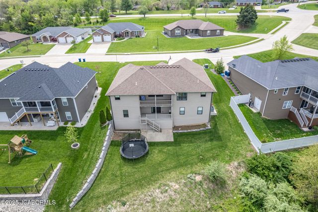 2042 TRENTON COURT, Jefferson City, MO 65109