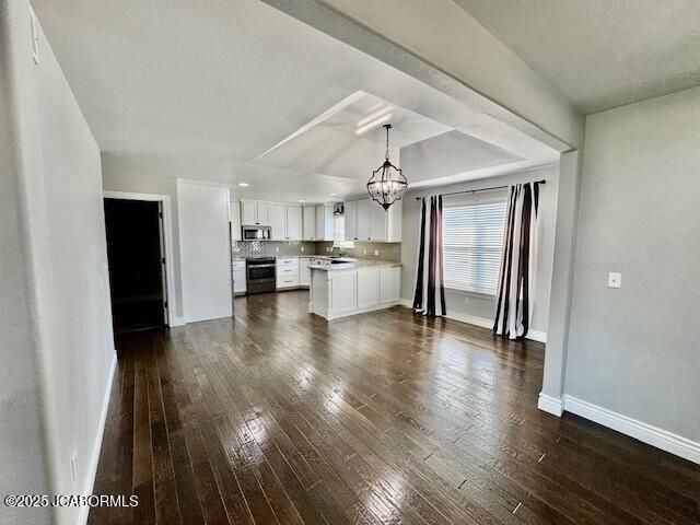 2042 TRENTON COURT, Jefferson City, MO 65109