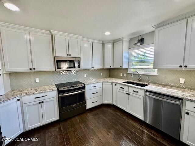 2042 TRENTON COURT, Jefferson City, MO 65109