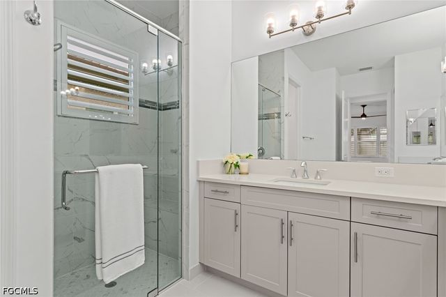 11523 Jacaranda DR, Naples, FL 34120
