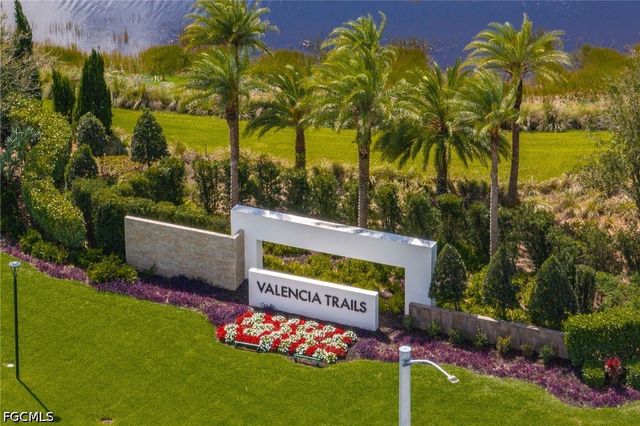 11523 Jacaranda DR, Naples, FL 34120