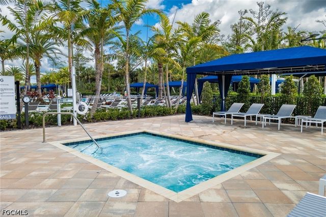11523 Jacaranda DR, Naples, FL 34120