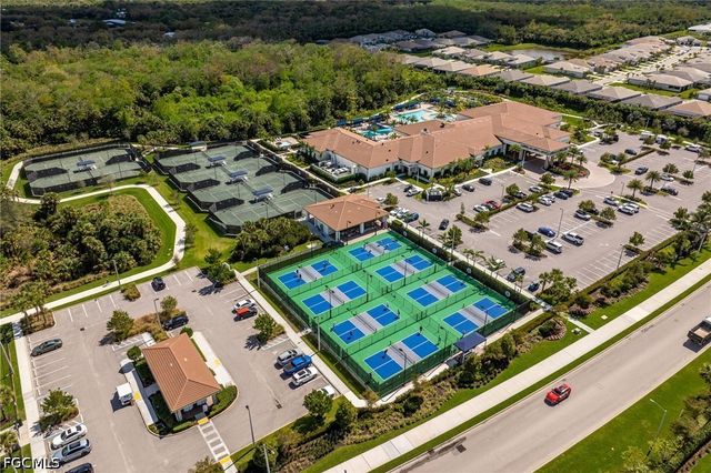 11523 Jacaranda DR, Naples, FL 34120