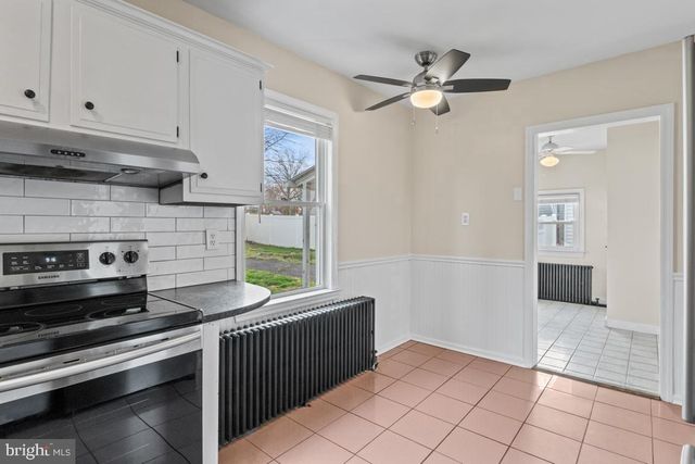 115 S 6TH ST, North Wales, PA 19454