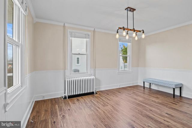 115 S 6TH ST, North Wales, PA 19454