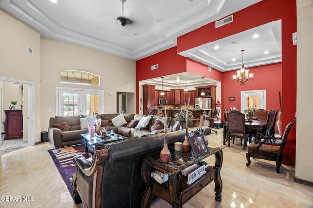 248 S Moon Road, Socorro, TX 79927