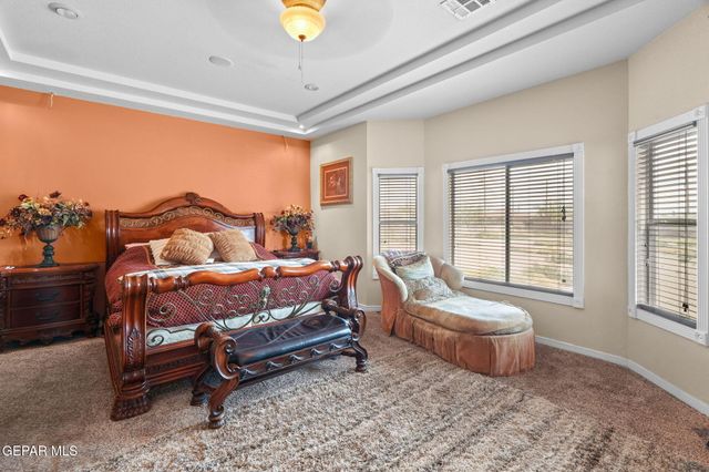 248 S Moon Road, Socorro, TX 79927
