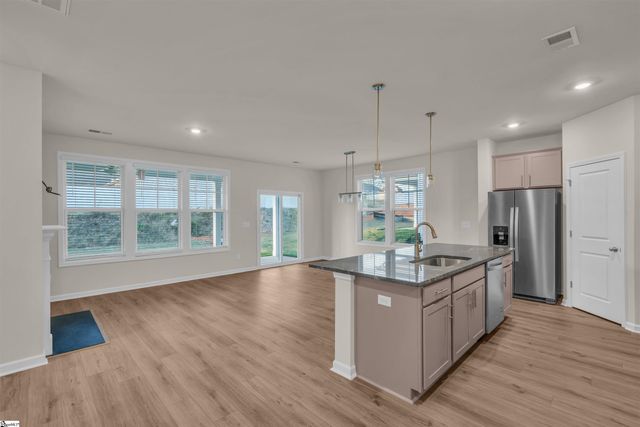 2032 Halton Oaks Drive, Spartanburg, SC 29303