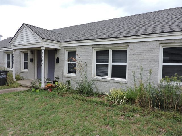 2300 W Lowden Street, Fort Worth, TX 76110