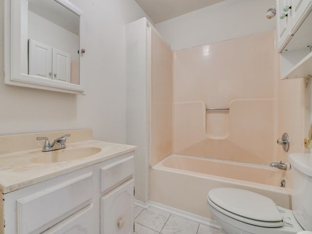 327 Elm Drive, Rockwall, TX 75087