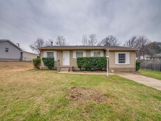 327 Elm Drive, Rockwall, TX 75087